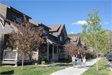 5-2-5 Hall of East Jackson Neighborhood